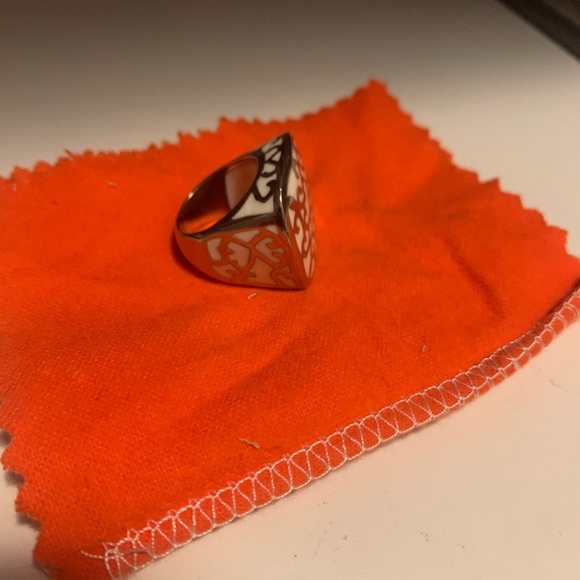 Silver Square Cocktail Ring - Picture 2 of 5